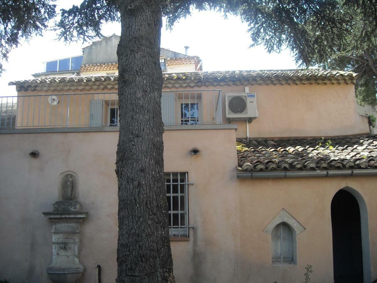 Maison De Ville Aux Couleurs Provencales. Villa Carpentras ภายนอก รูปภาพ